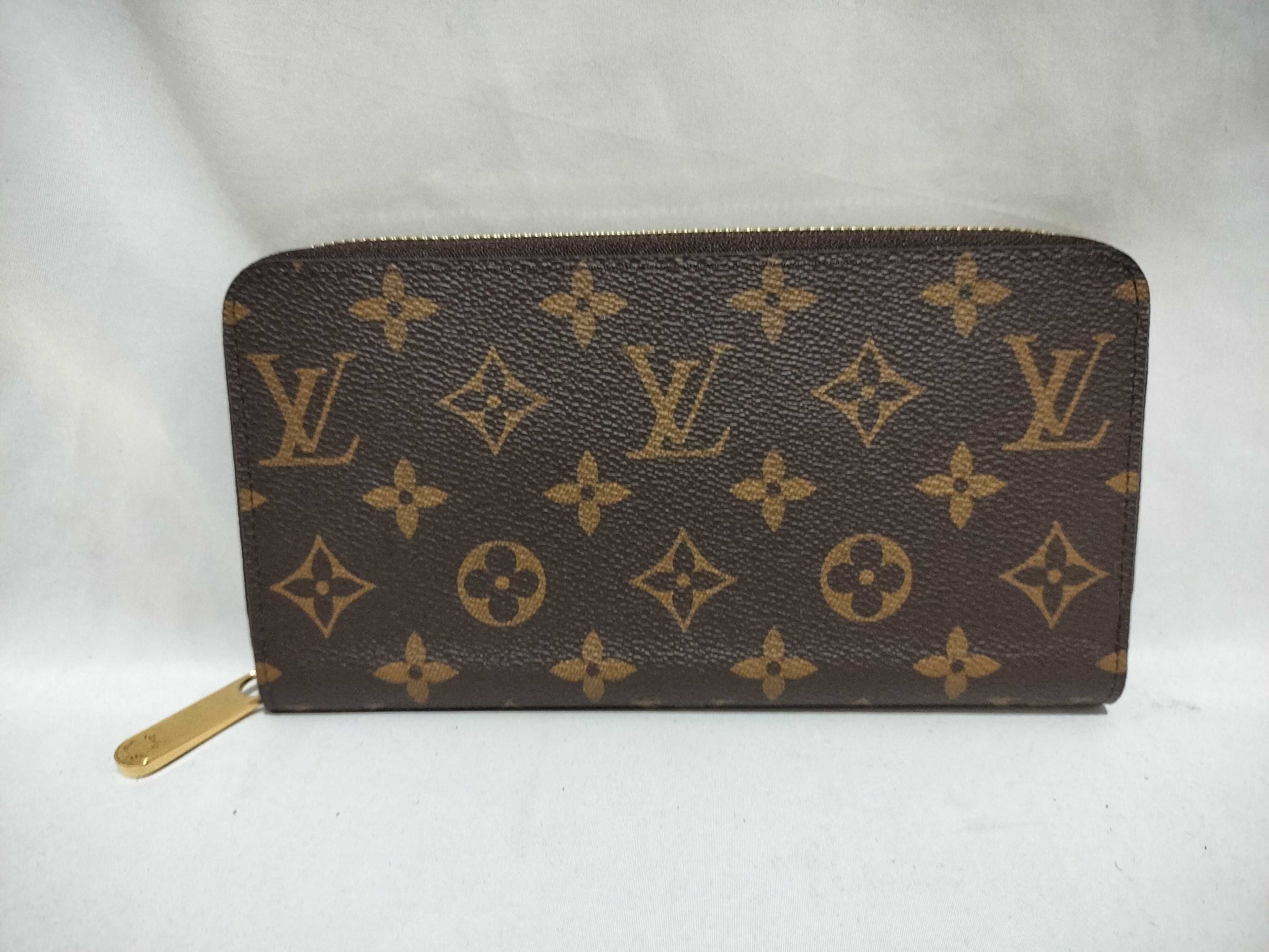 LOUIS VUITTON Monogram Zippy Wallet RFID Wallet