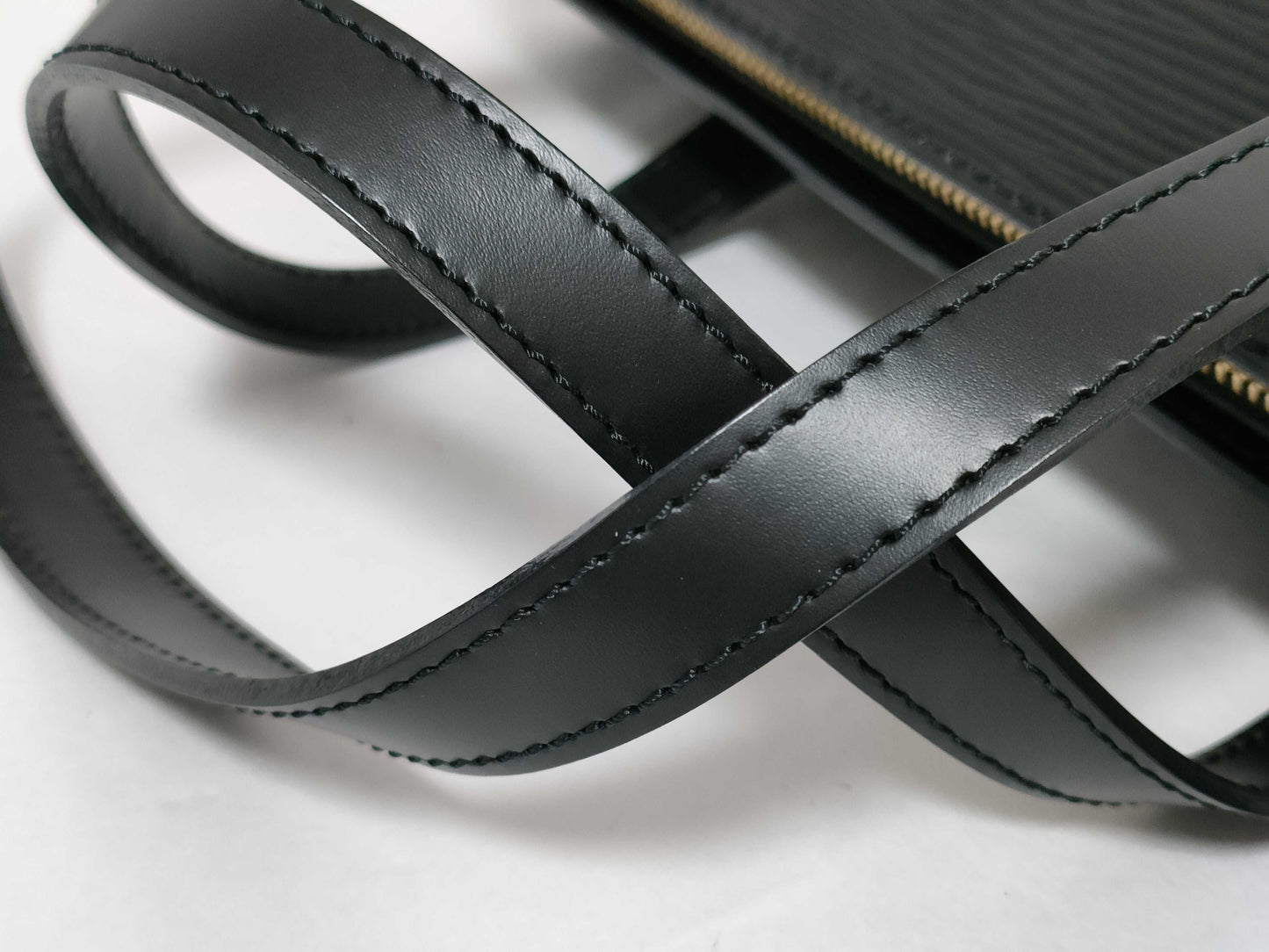 LOUIS VUITTON Epi Soufflot Handbag with Pouch, Boston Bag