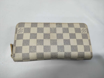 LOUIS VUITTON Damier Azur Zippy Wallet