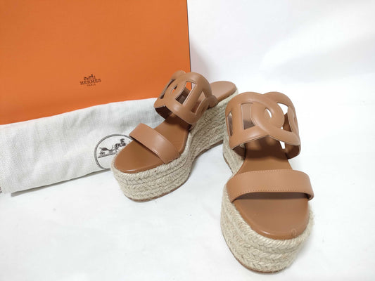 HERMES Leather Wedge Sandals