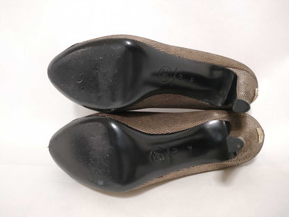 CHANEL Heel Coco Mark Pumps