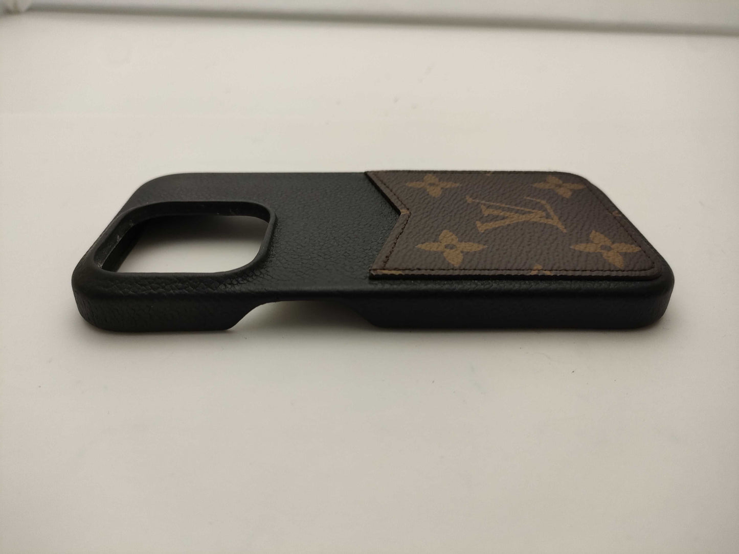 LOUIS VUITTON Monogram M82000 iPhone14pro max Leather Other Accessories