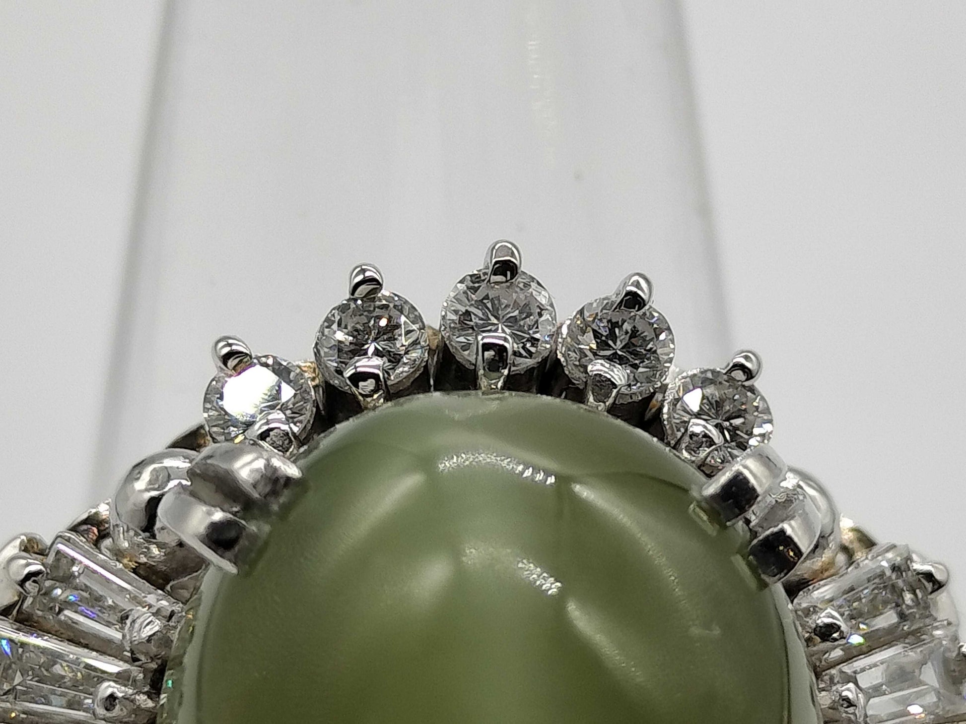 Nephrite Cat's Eye 9.60ct D0.80ct PT900 12.3g Ring 