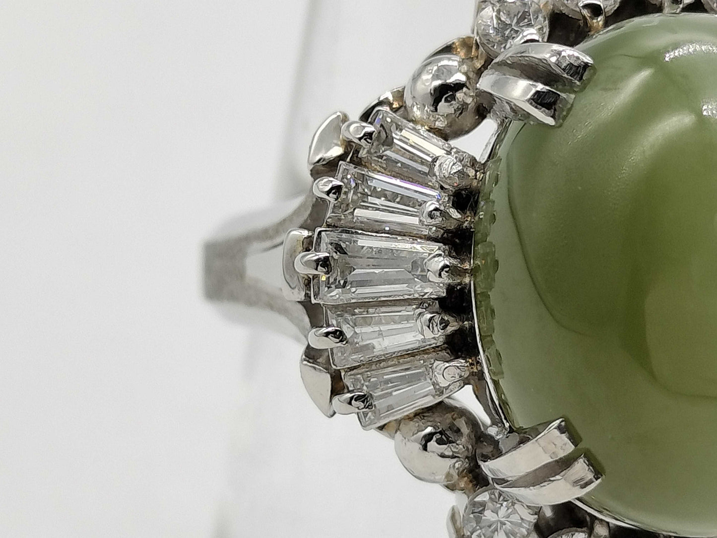 Nephrite Cat's Eye 9.60ct D0.80ct PT900 12.3g Ring 