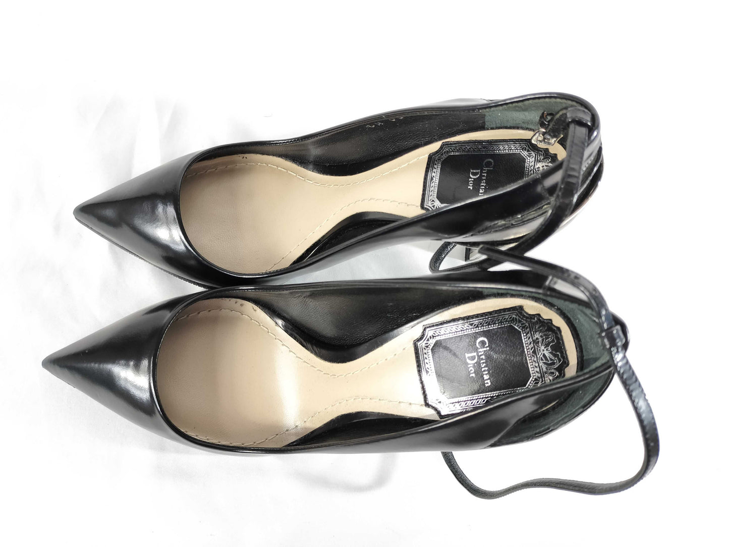 Dior unused pumps with box and heels