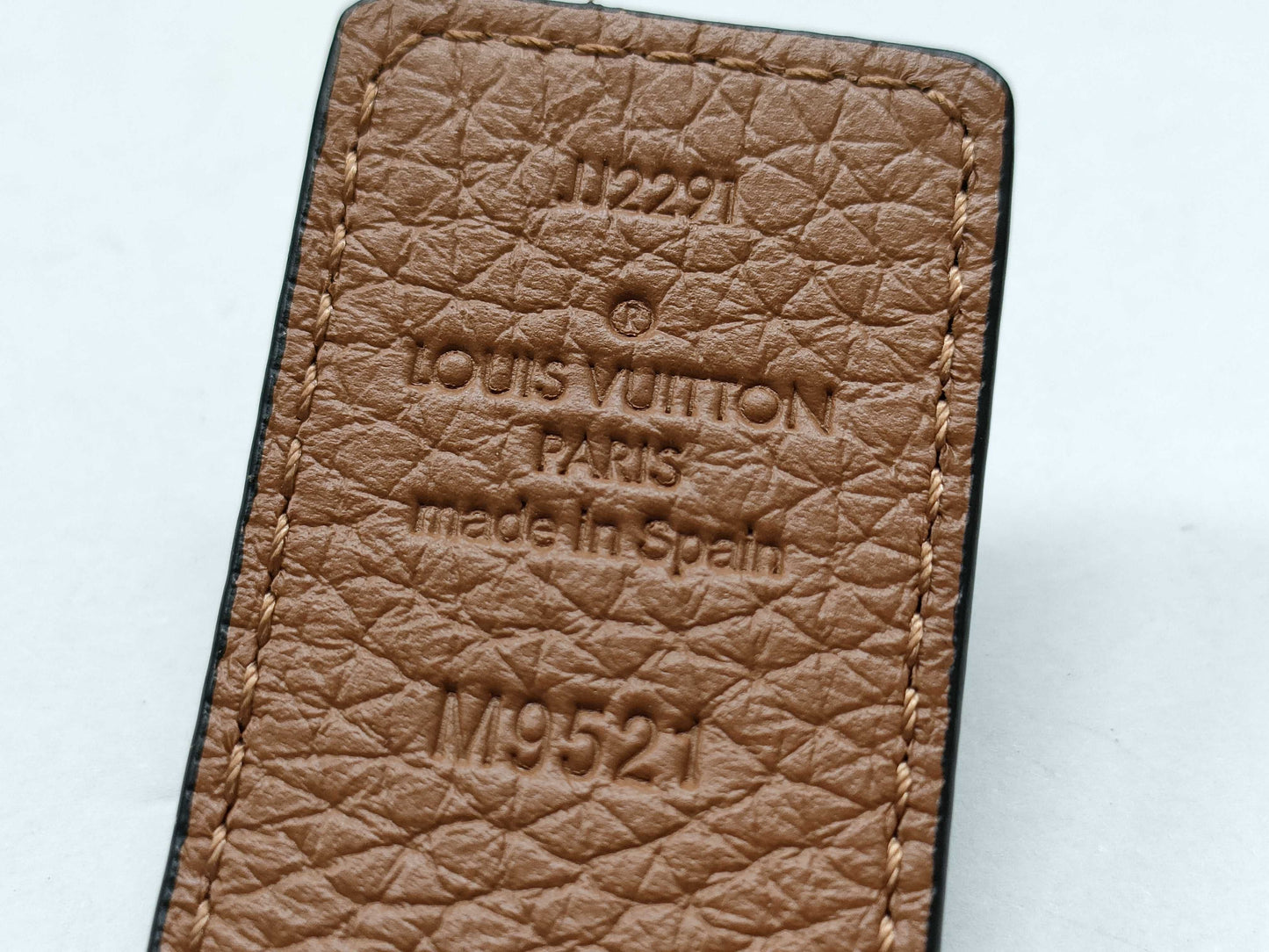 LOUIS VUITTON M0027 Santur LV Tilted Reverse Belt