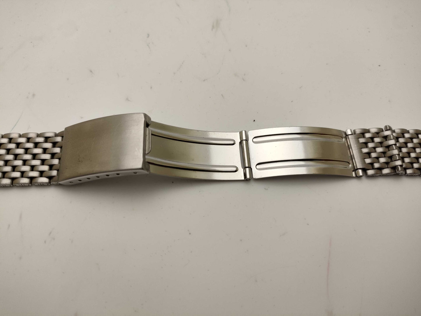 Mr. Beads 20mm 9-Rice Bracelet Stainless Steel Band Men's Watch