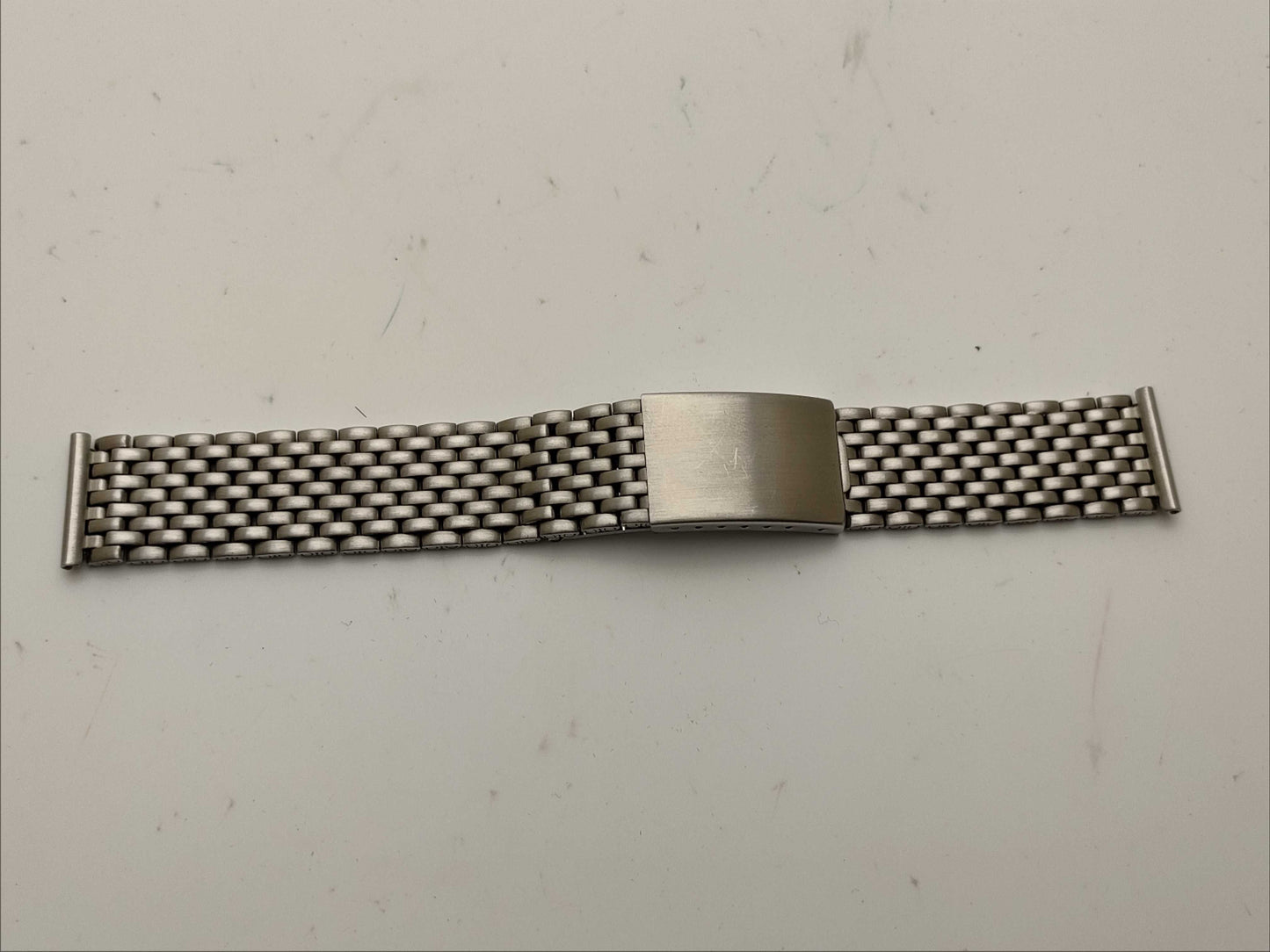 Mr. Beads 20mm 9-Rice Bracelet Stainless Steel Band Men's Watch