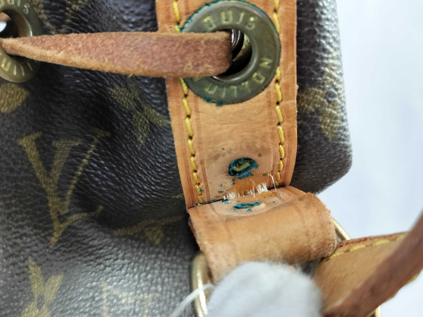 LOUIS VUITTON Monogram M42224 Noe Shoulder Bag