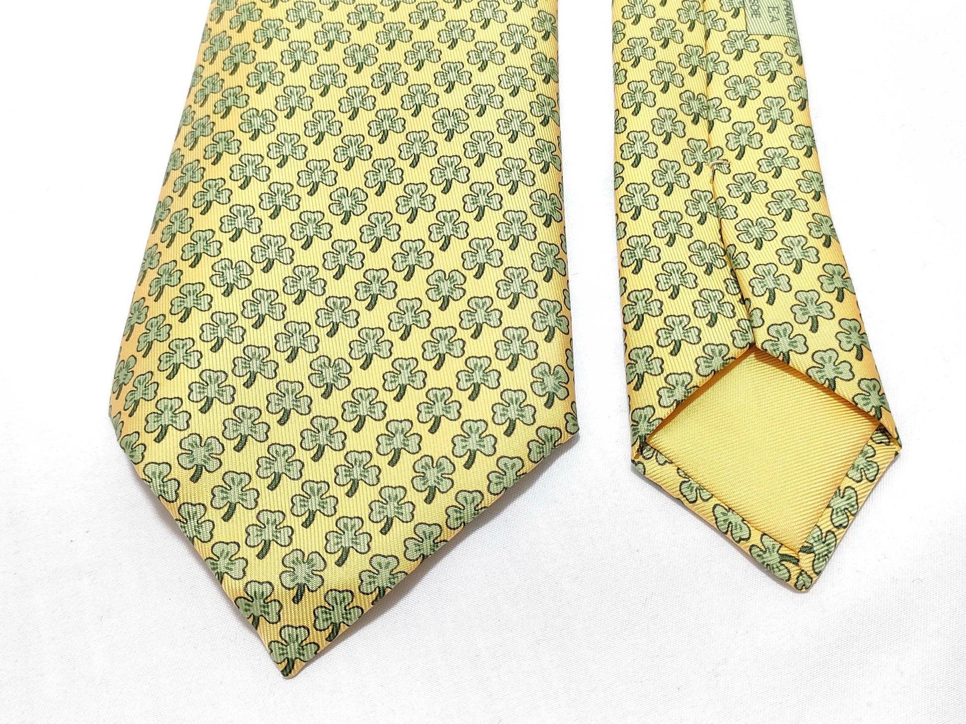 HERMES Clover Pattern Tie