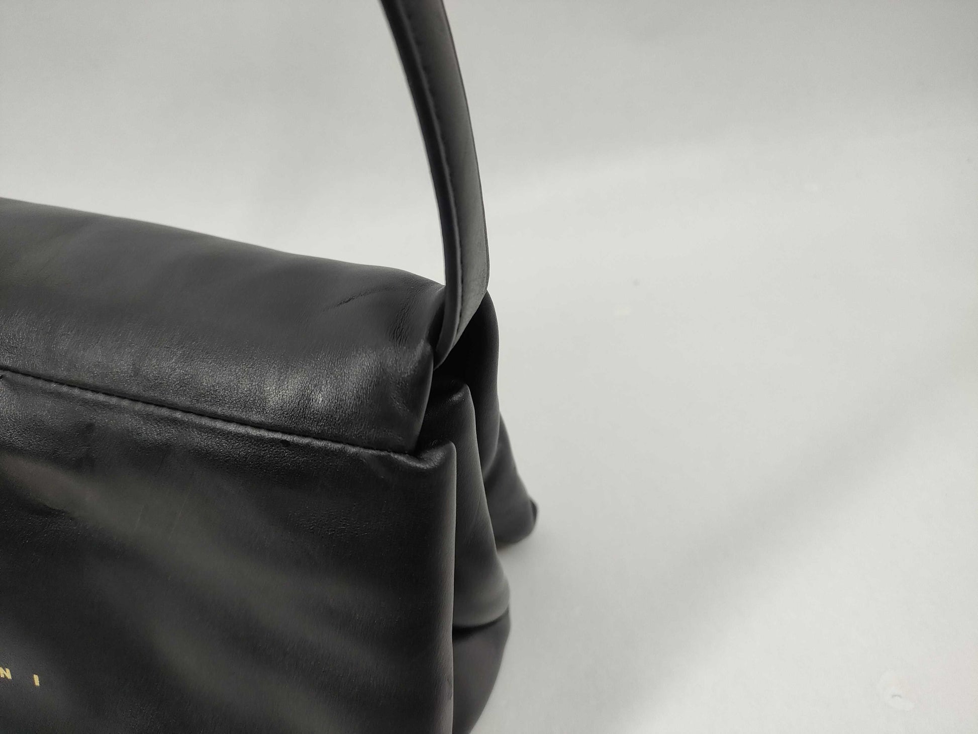 Prisma Leather Shoulder Bag Shoulder Bag
