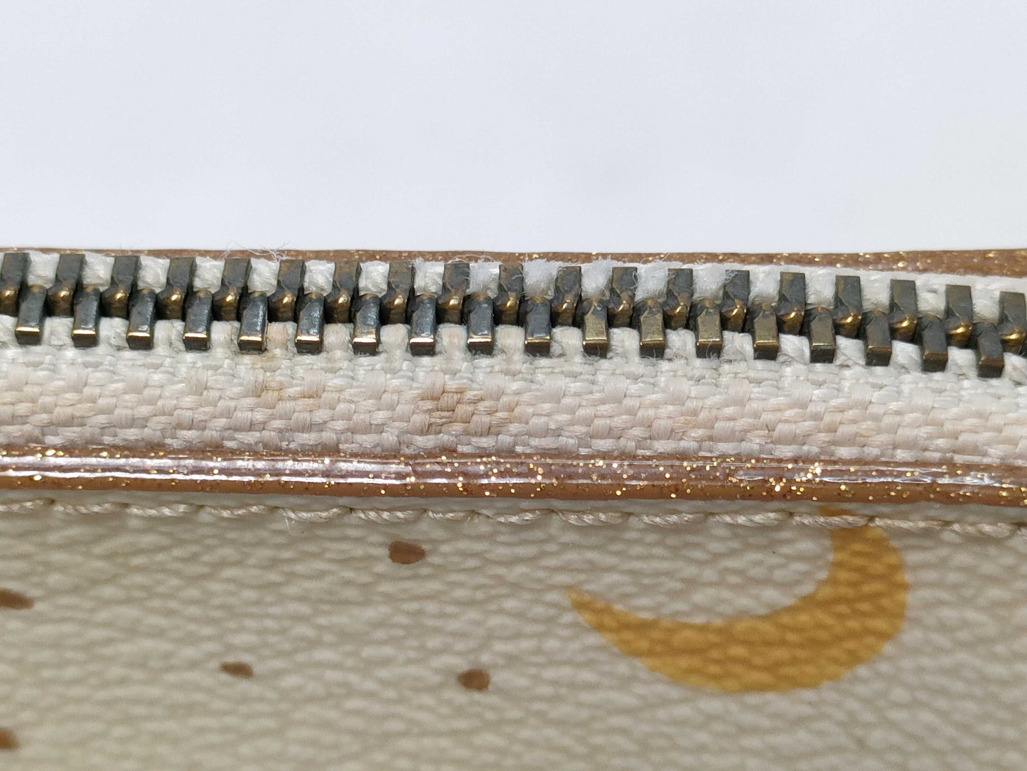 COACH Heart Pouch/Wallet Set Wallet