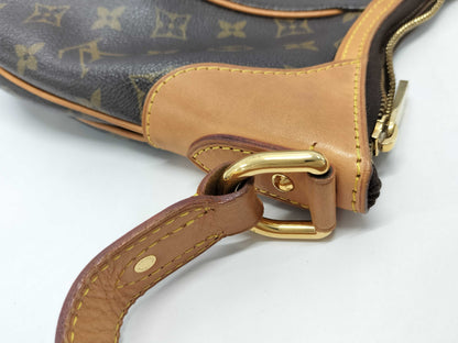 LOUIS VUITTON Monogram M56383 Thames GM Shoulder Bag