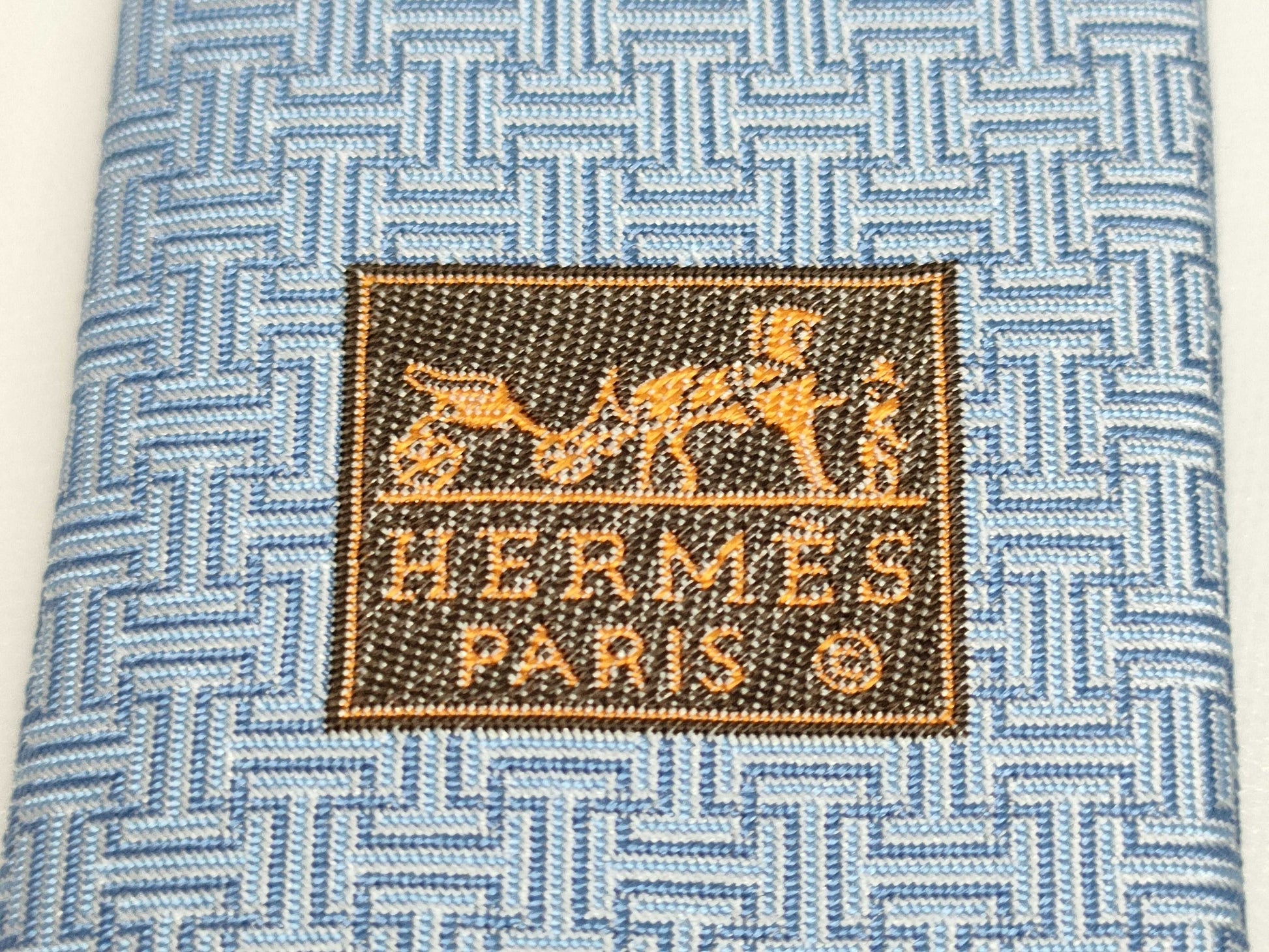 HERMES silk tie