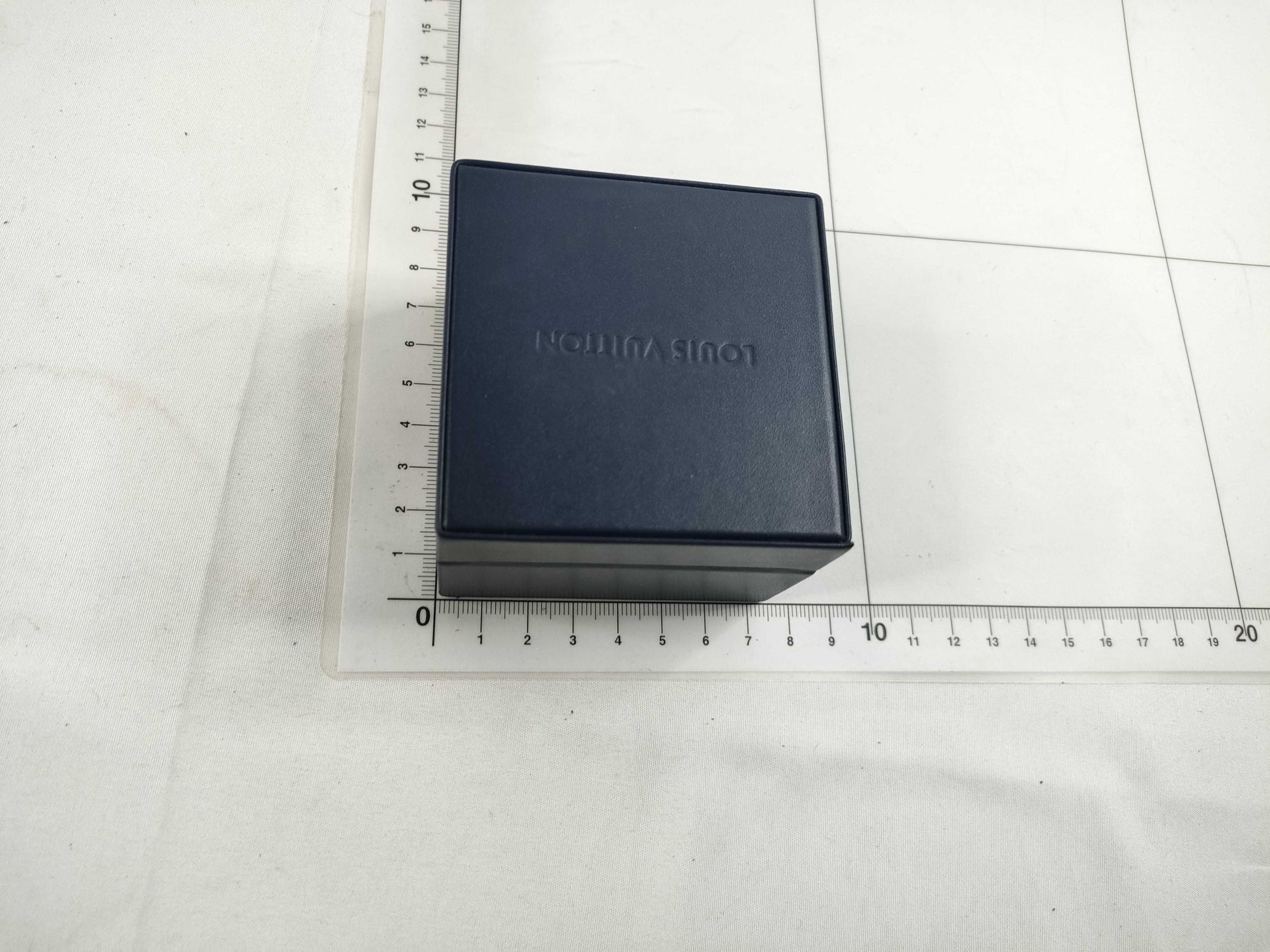 LOUIS VUITTON Jewelry Case and Other Accessories