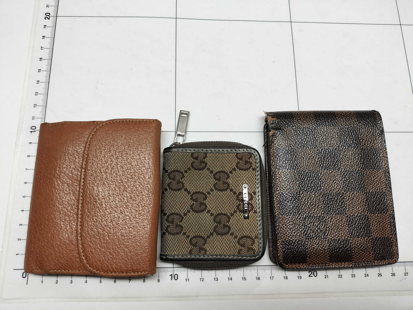 LOUIS VUITTON Gucci/Louis Vuitton Wallet Set Wallet