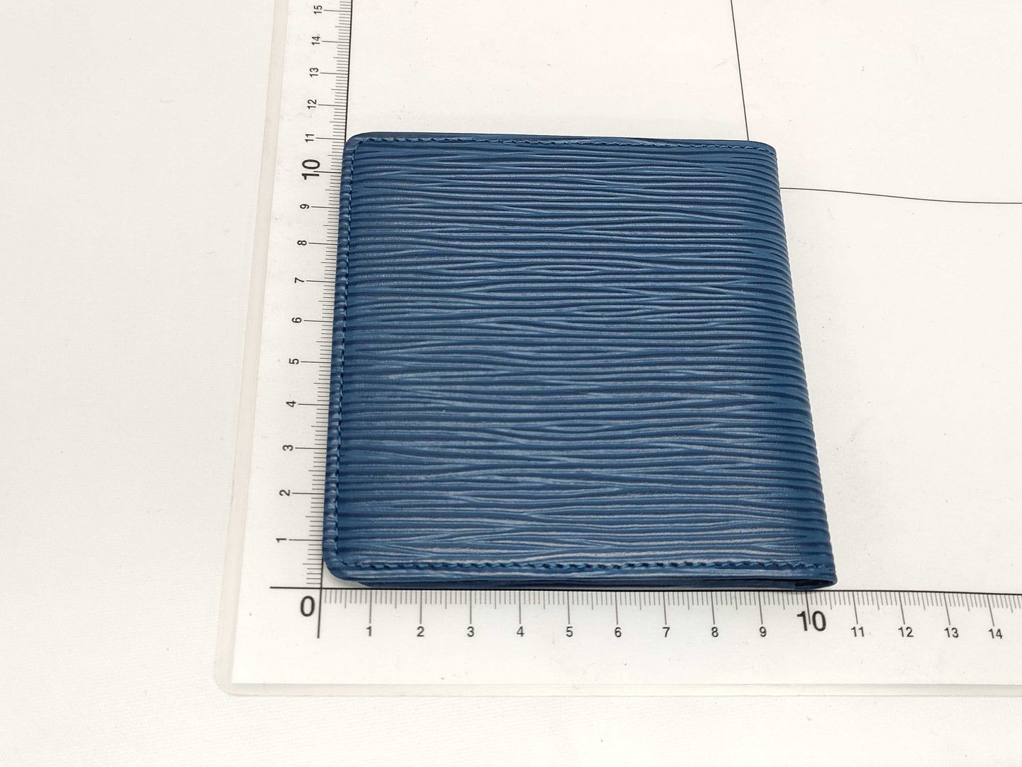 LOUIS VUITTON Epi Bi-fold Wallet Wallet Blue Wallet