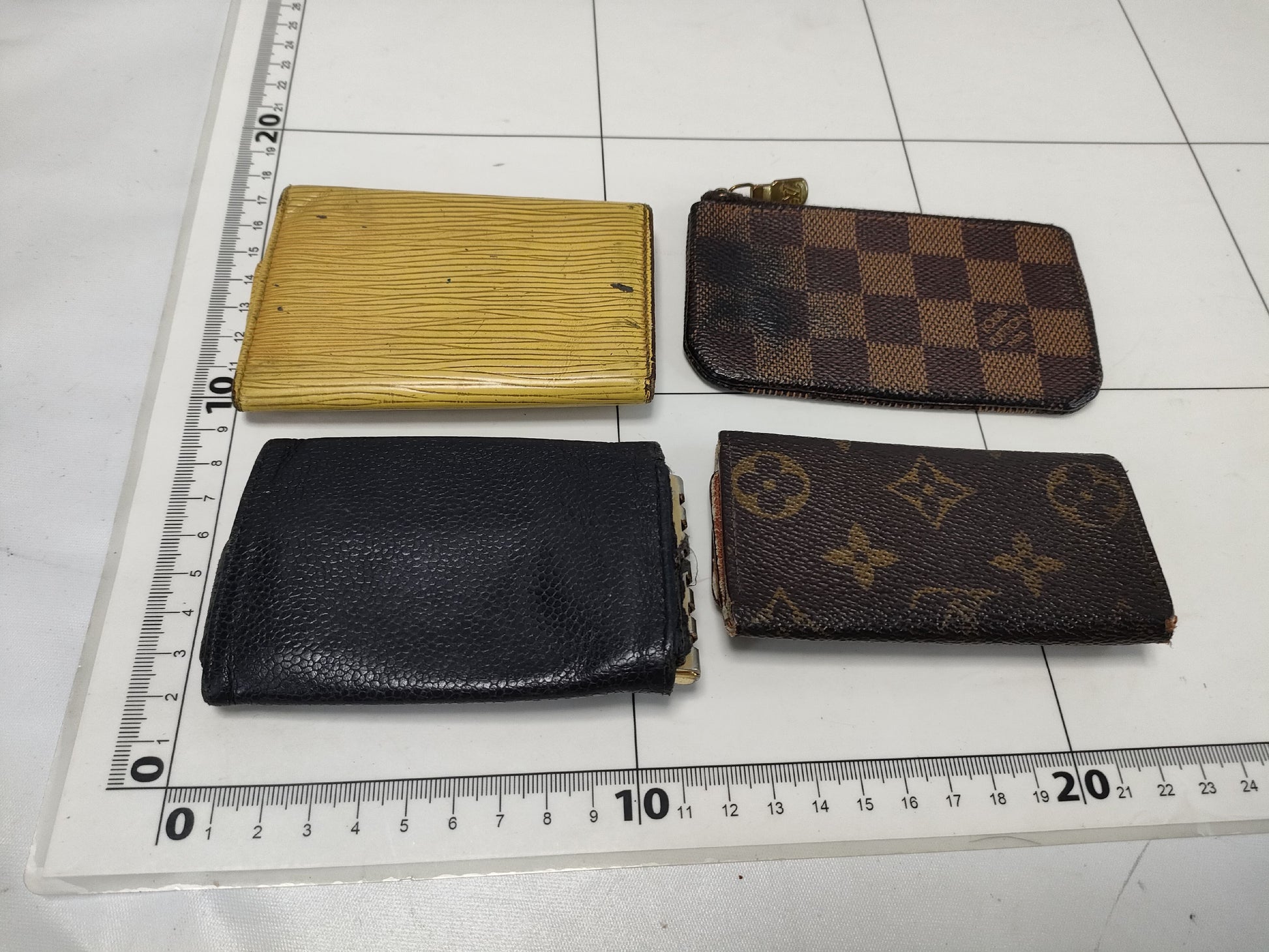 Louis Vuitton/Chanel Key Case Set Key Case/Key Holder