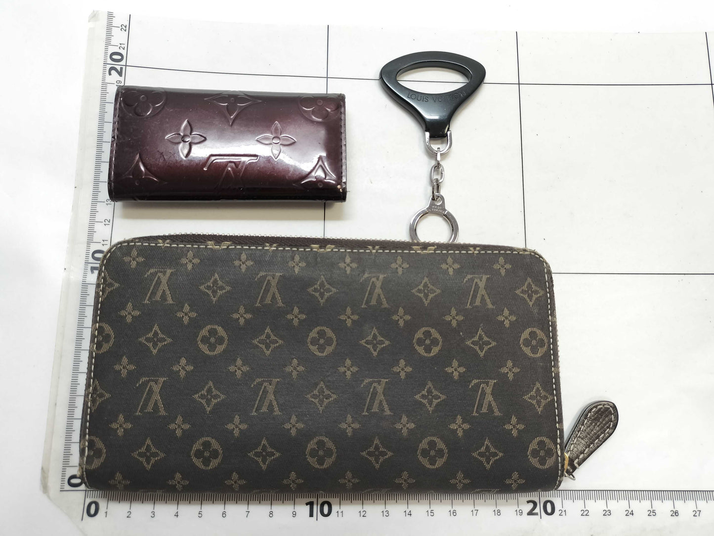 LOUIS VUITTON Vernis Vernis and other wallets/key rings, key cases and key holders