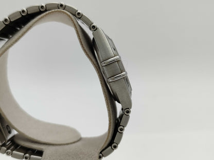 OMEGA 1572.30 56396012 Quartz Women's Watch