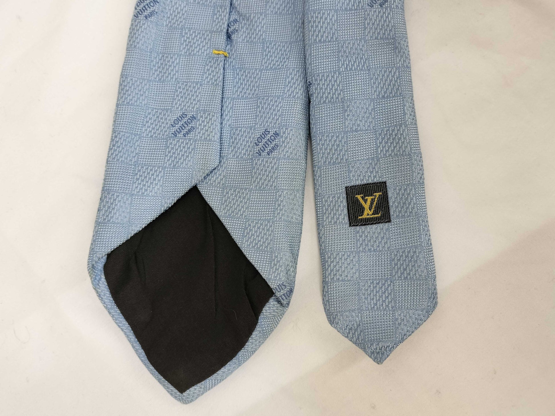 LOUIS VUITTON light blue tie