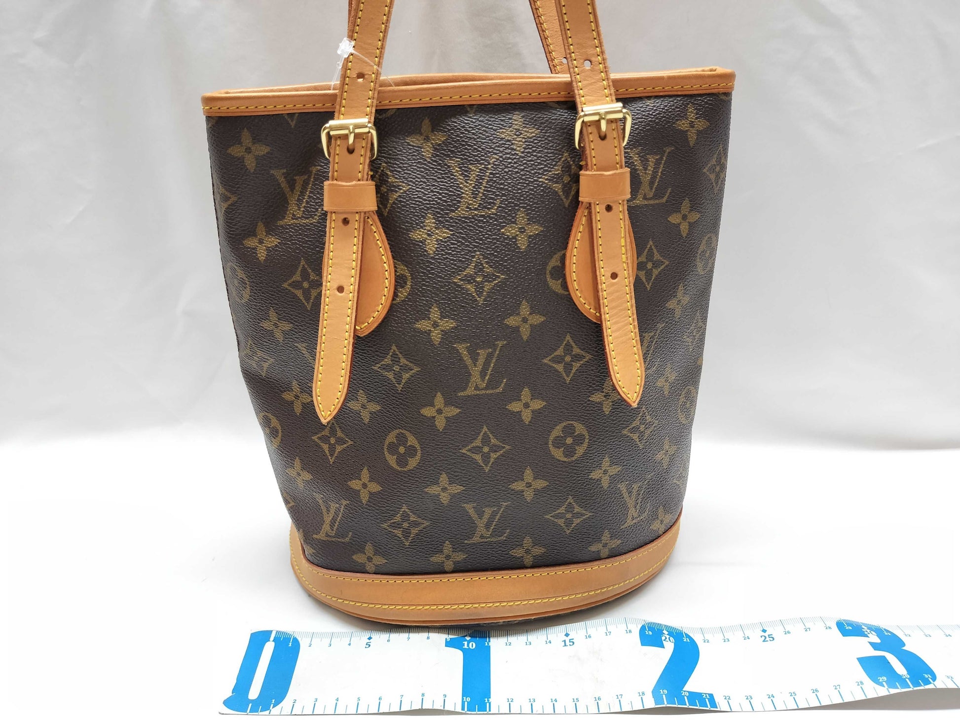 LOUIS VUITTON Monogram Bucket Shoulder Bag 