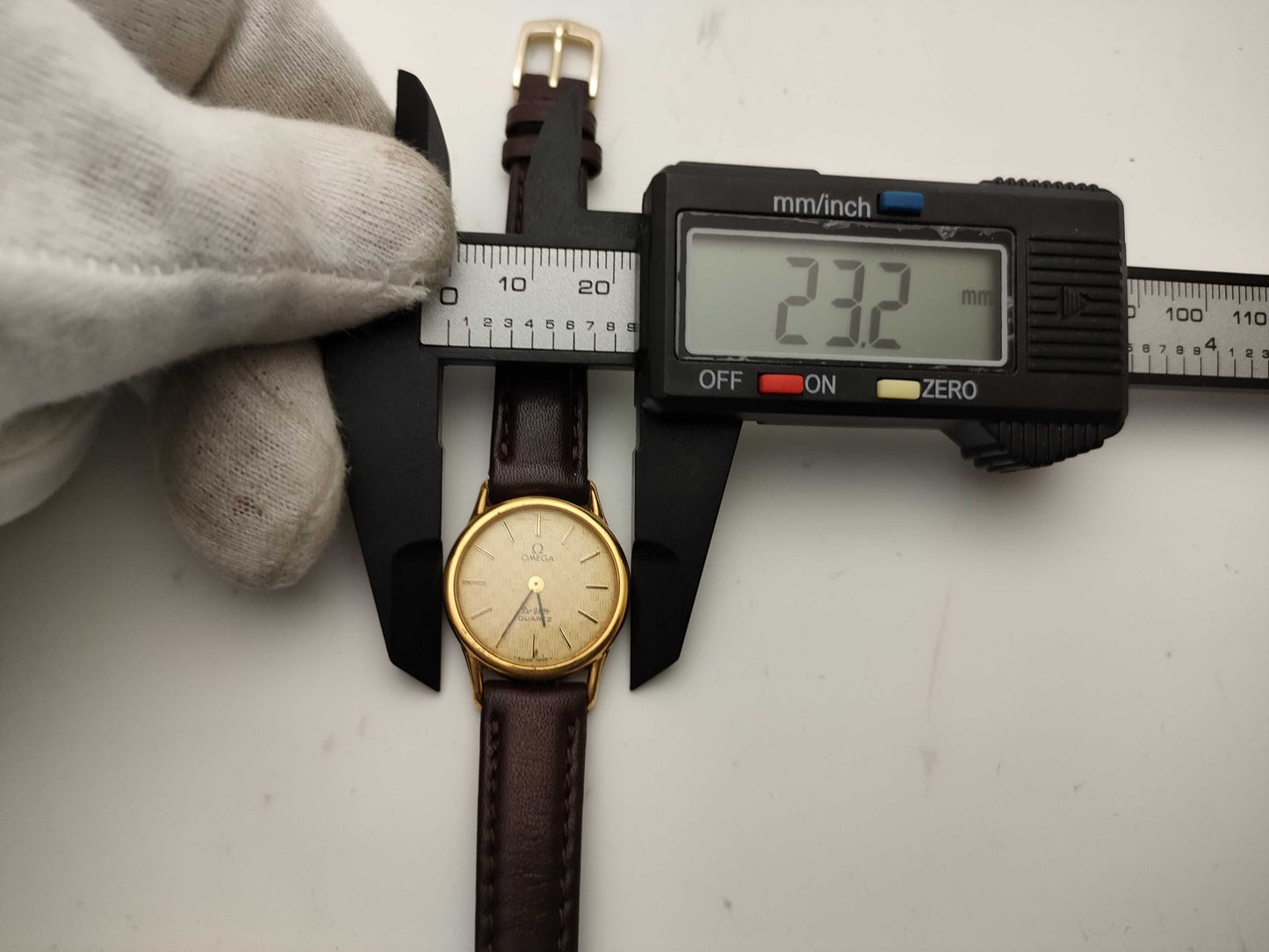 OMEGA De Ville 1350 Quartz Women's Watch