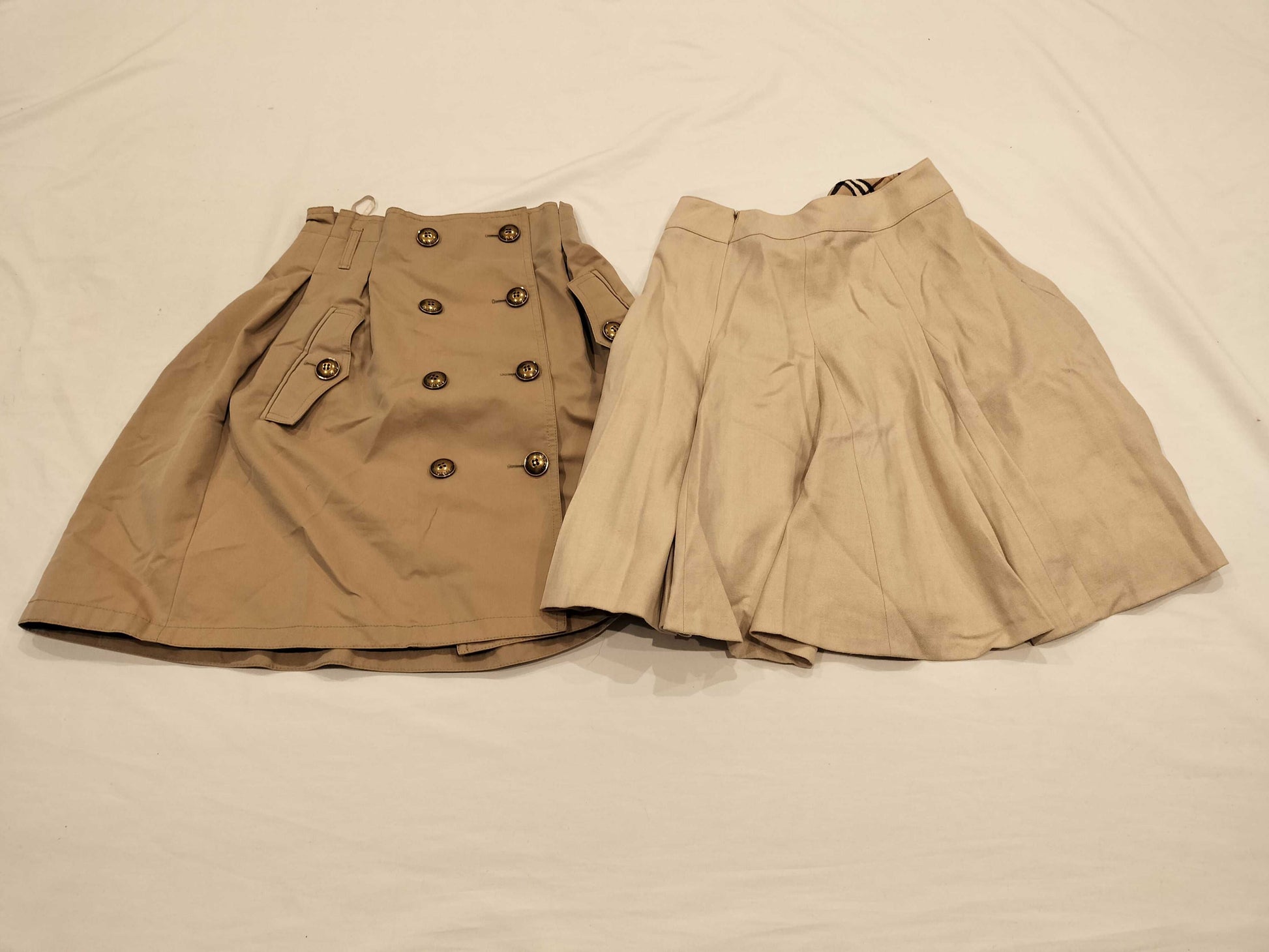 BURBERRY Blue Label Checkered Skirt/Metal Button Skirt