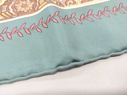 HERMES Carre Carre 90 Aux ports du palais Scarf Scarf