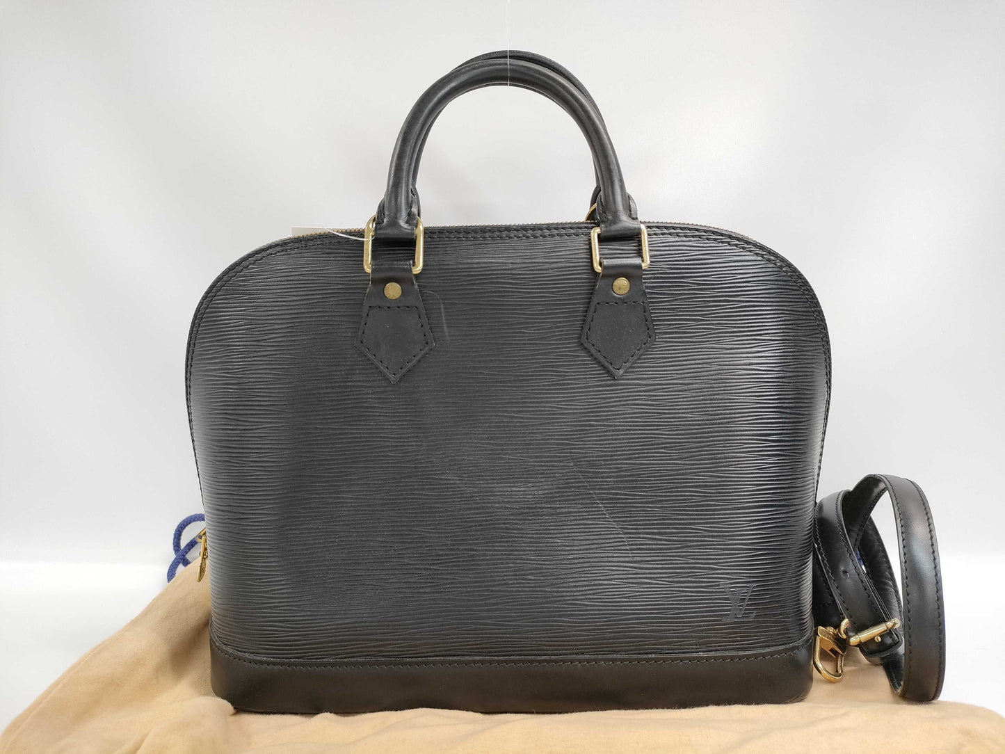 LOUIS VUITTON Epi Alma PM Noir Handbag