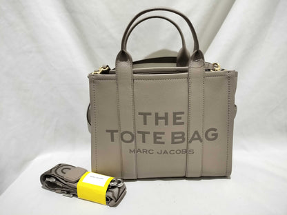 MARC JACOBS 2-way leather shoulder bag