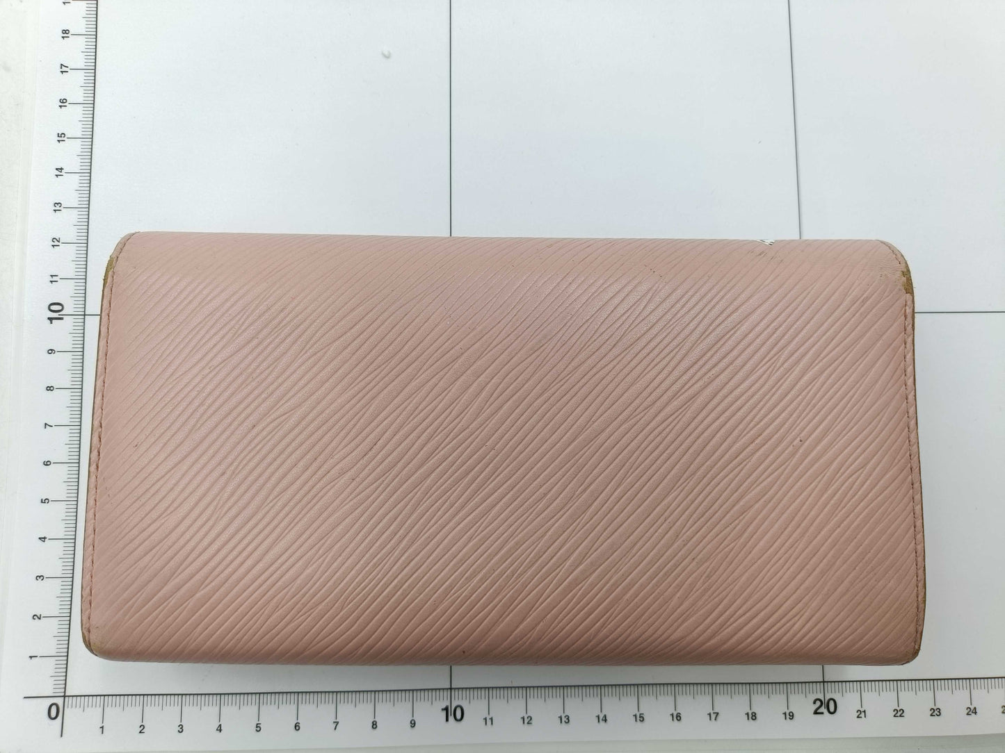 LOUIS VUITTON Epi Portefeuille Twist Wallet