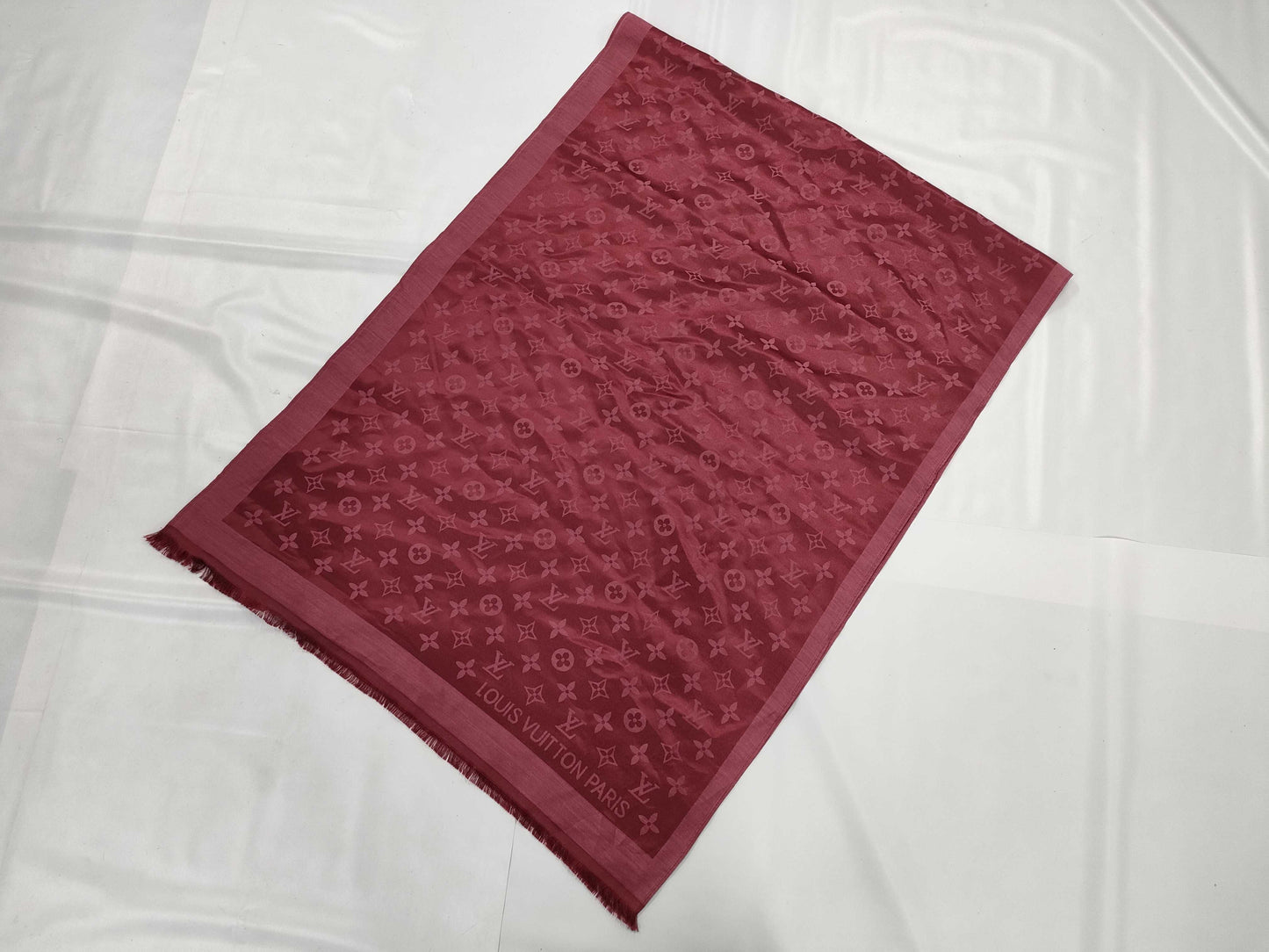 LOUIS VUITTON Monogram Scarf 