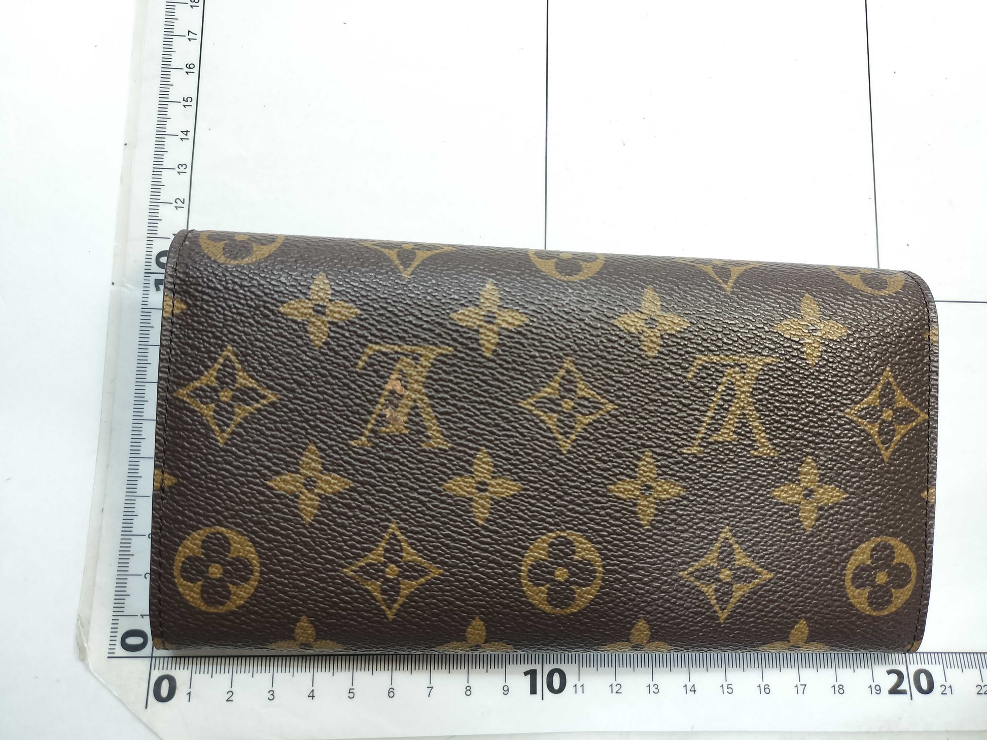 LOUIS VUITTON Monogram Portefeuille Sarah Wallet