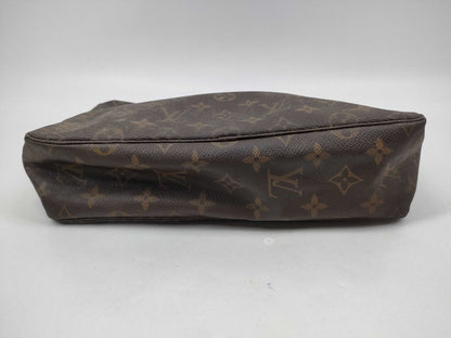 LOUIS VUITTON Monogram True Toilet Pouch Pouch