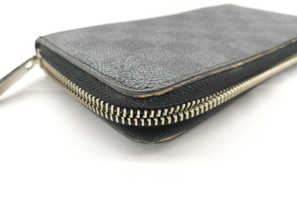 LOUIS VUITTON Damier Zippy Wallet 