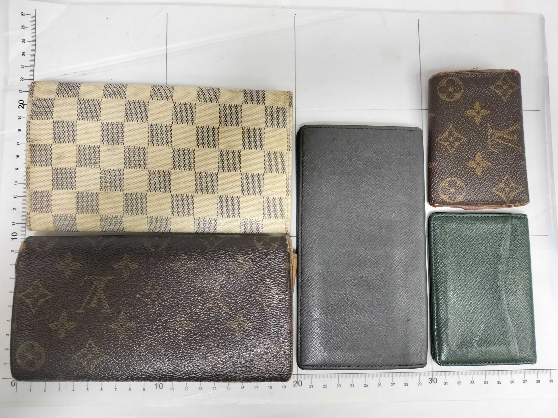 LOUIS VUITTON Damier Wallet/Key Case/Pass Case etc.