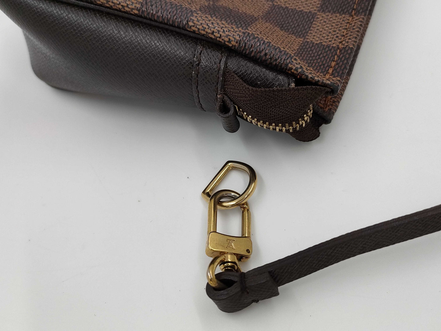 LOUIS VUITTON Damier Truth Makeup N51982 Handbag