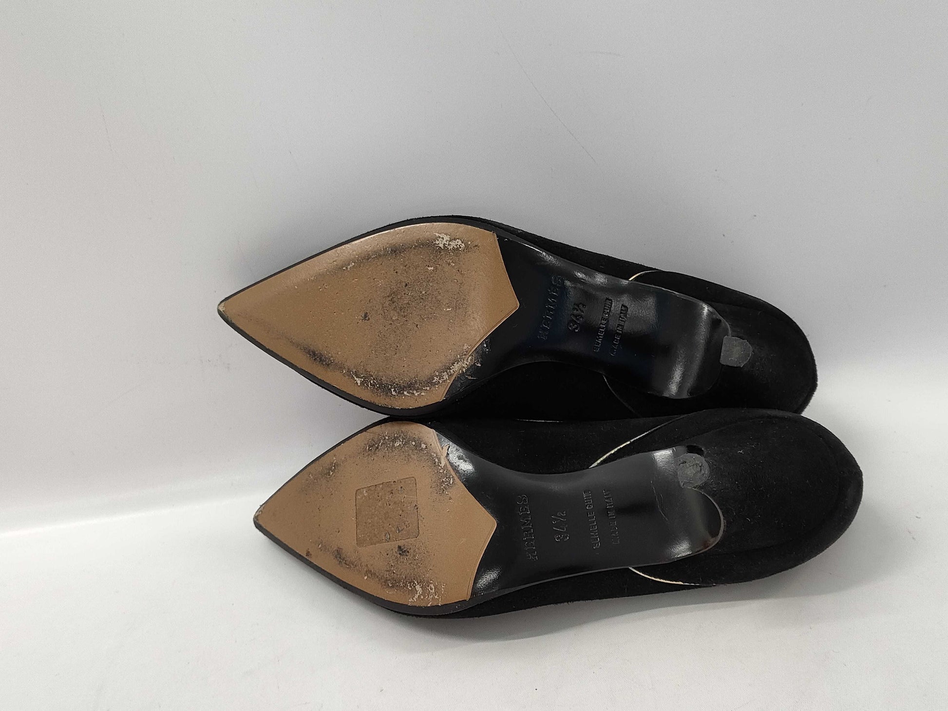 HERMES suede pumps