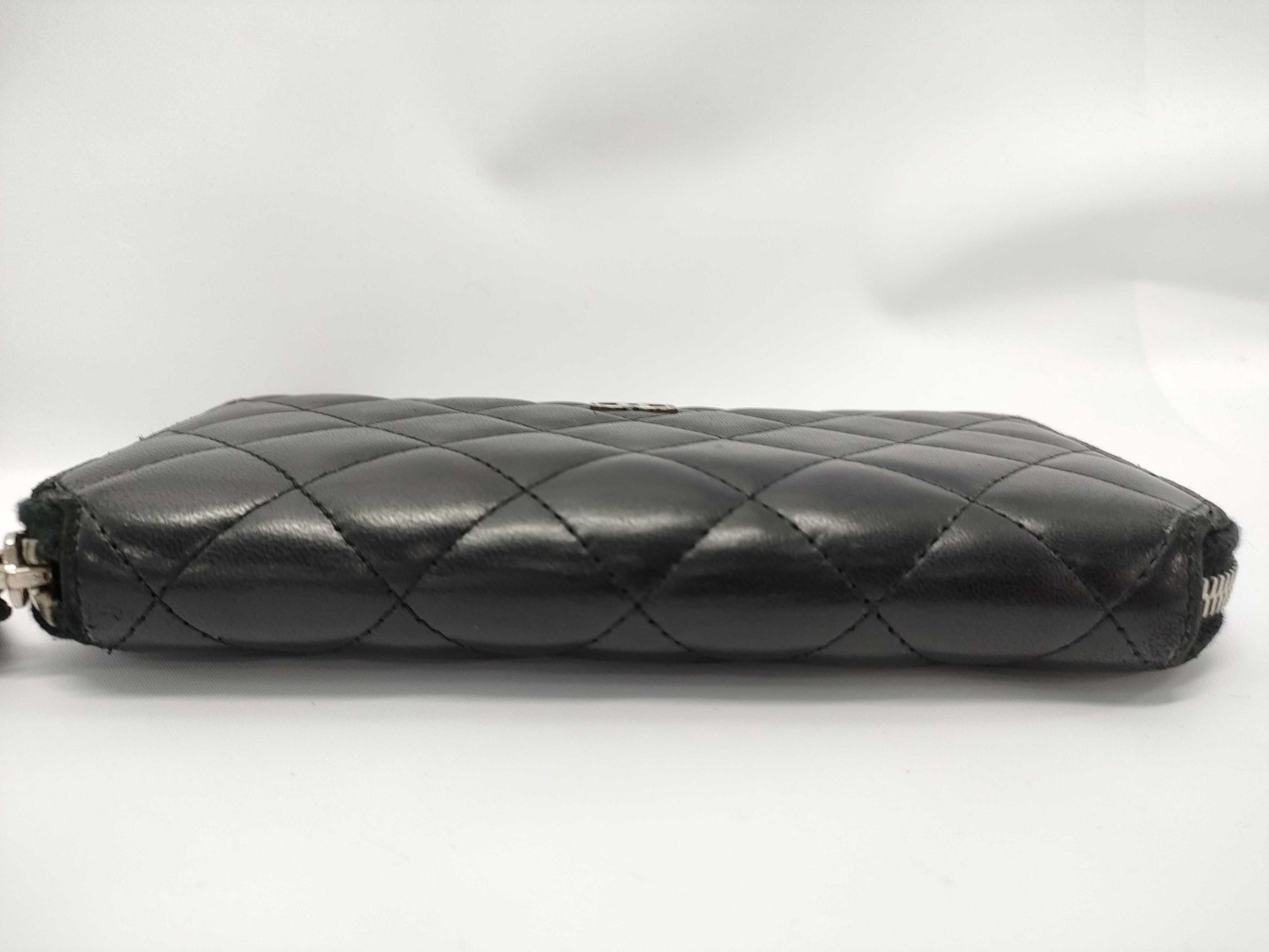 CHANEL Lambskin Round Zip Wallet