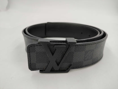 LOUIS VUITTON Damier Graffit Saintture LV Initial Belt