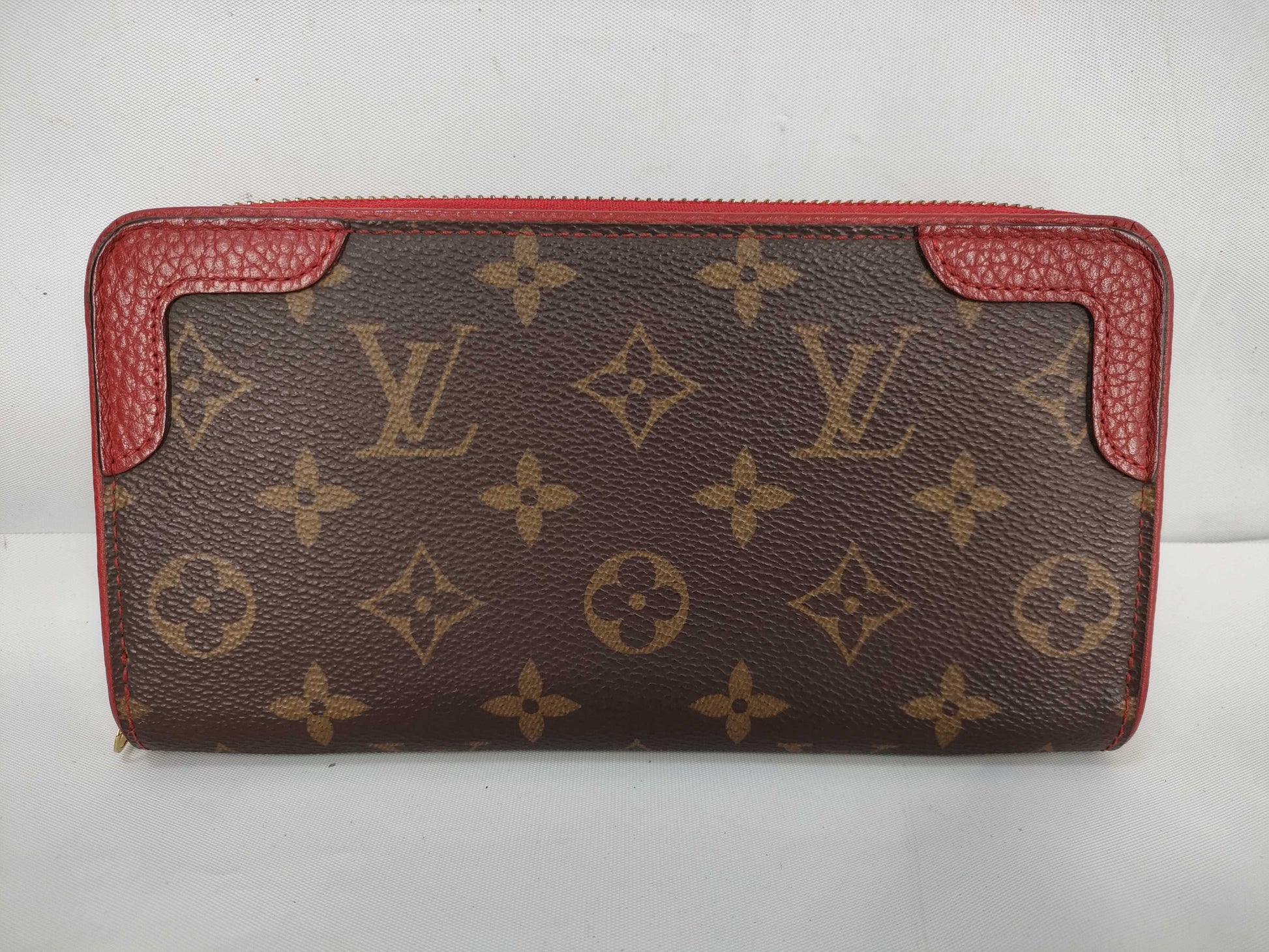 LOUIS VUITTON Monogram Zippy Wallet Retiro Red Wallet