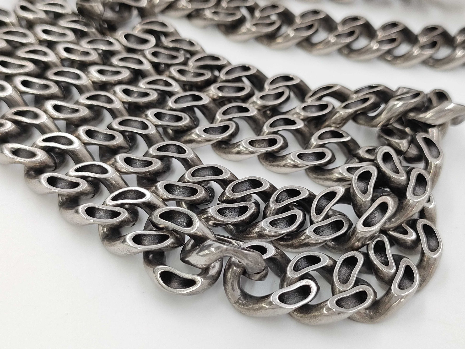 CHANEL Caviar Skin 2.55 Chain Shoulder Single Flap White Shoulder Bag