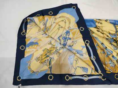 HERMES Carré 90 Soleil de Soie Silk Sun Scarf