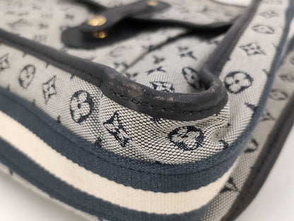 LOUIS VUITTON Monogram Minilan Besas Shoulder Bag