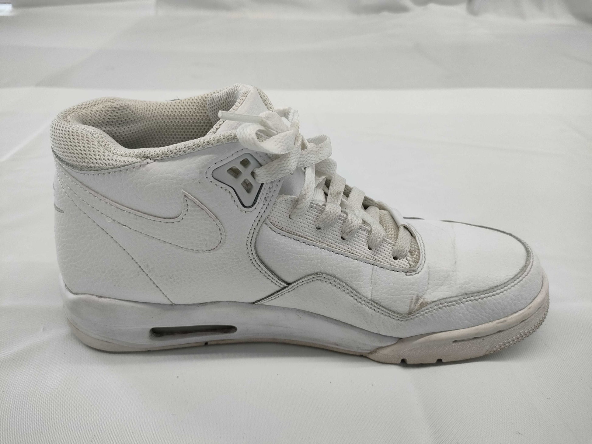 NIKE Flight Legacy BQ4212-101 Sneakers