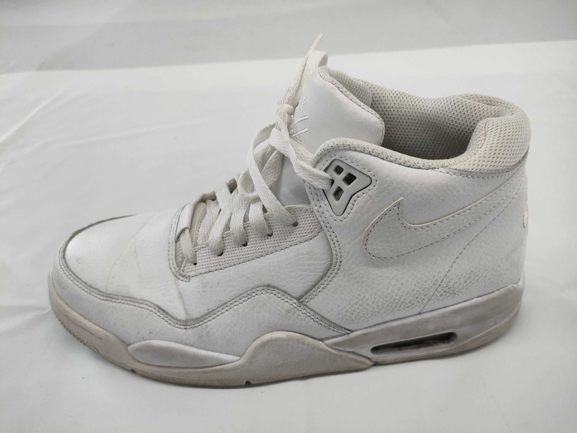 NIKE Flight Legacy BQ4212-101 Sneakers