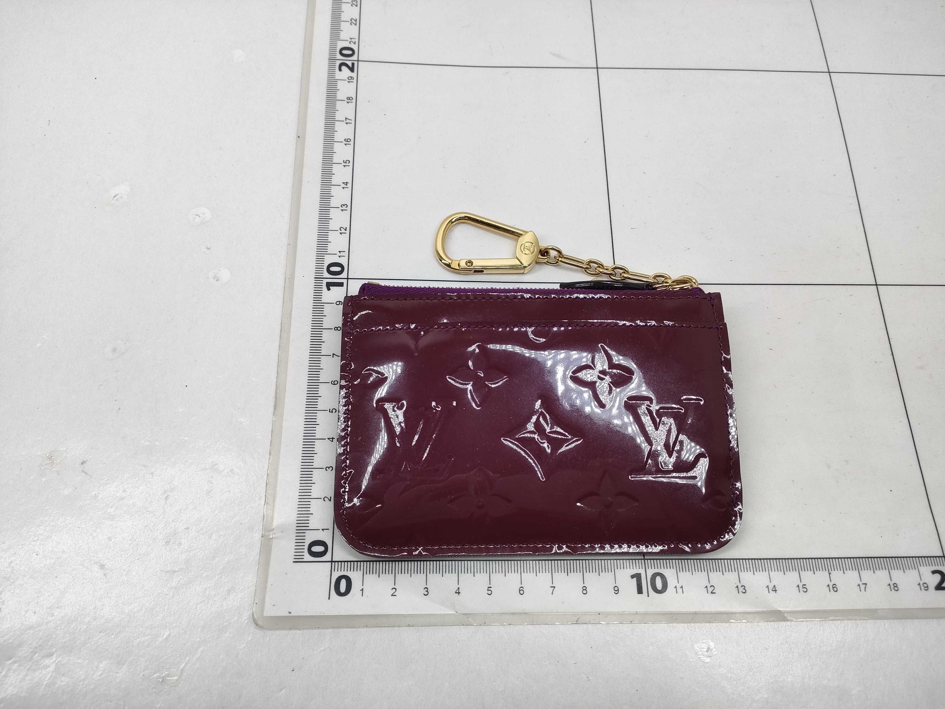 LOUIS VUITTON Vernis M93560/Vernis Pochette Cle Violette Coin Case