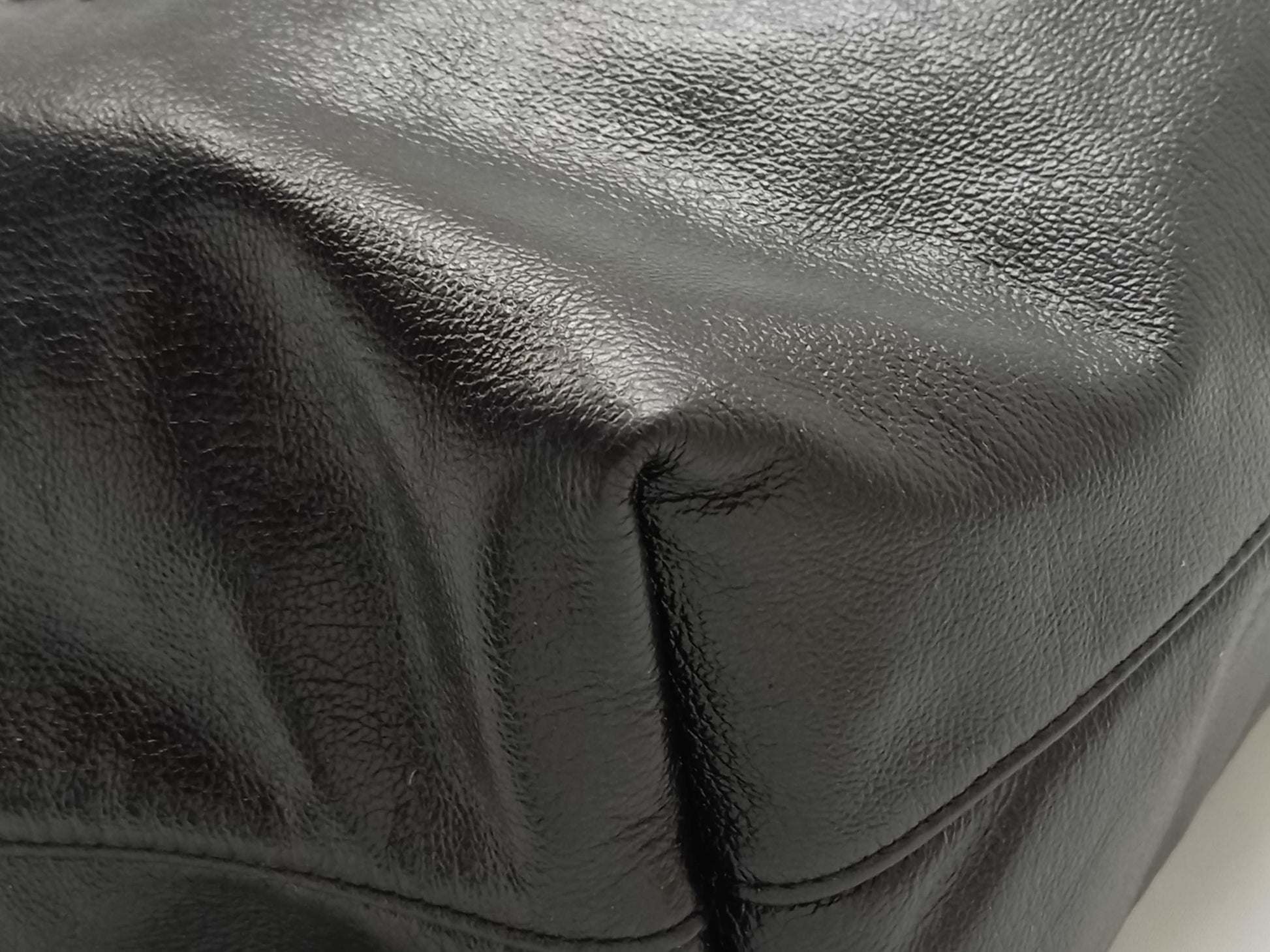 MARC JACOBS Chain Leather Tote Bag