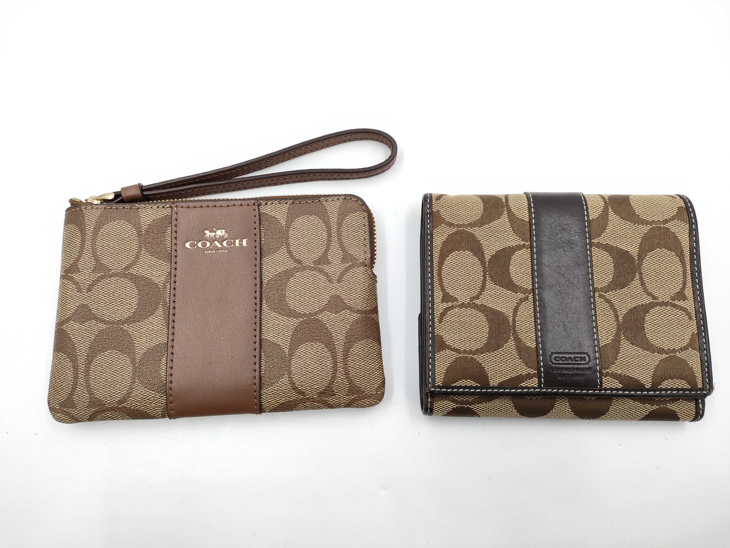 COACH Wallet/Accessory Pouch Wallet